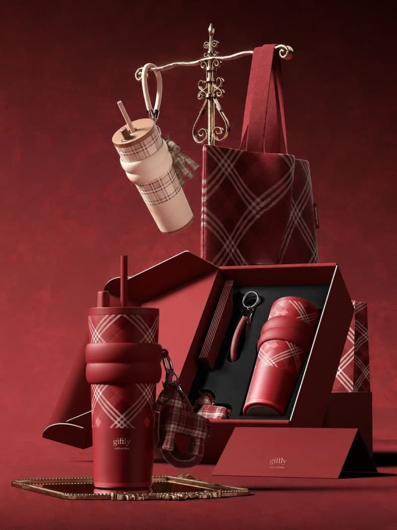Giftly festive red tartan drinkware gift box